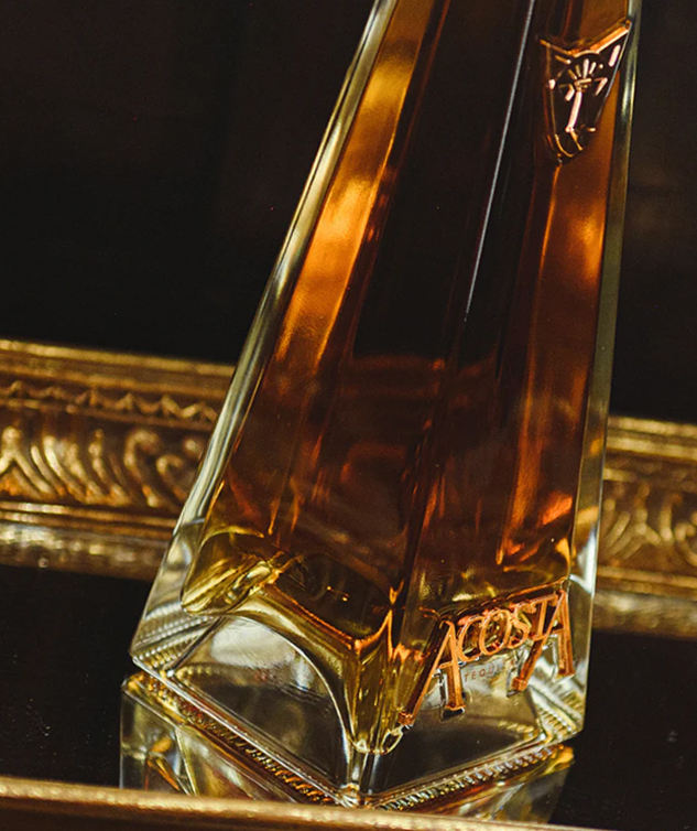 Акоста Экстра Аньехо в подарочной упаковке