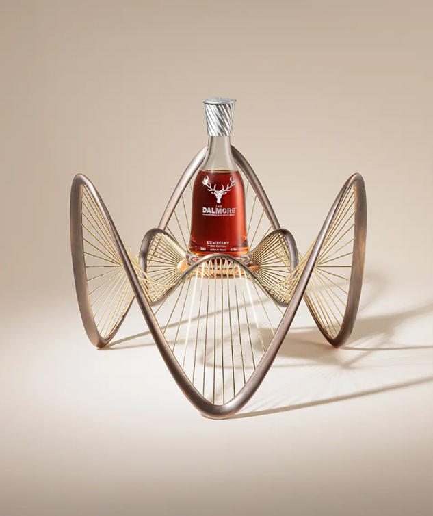 Далмор Луминари, 2025 (Графин и скульптура)