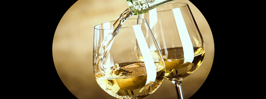 Чем отличается сухое вино от полусухого? Интересные факты о вине, которые вам понравятся.